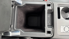 Land Rover Discovery 3.0 D300 R-Dynamic SE 5dr Auto Diesel Station Wagon